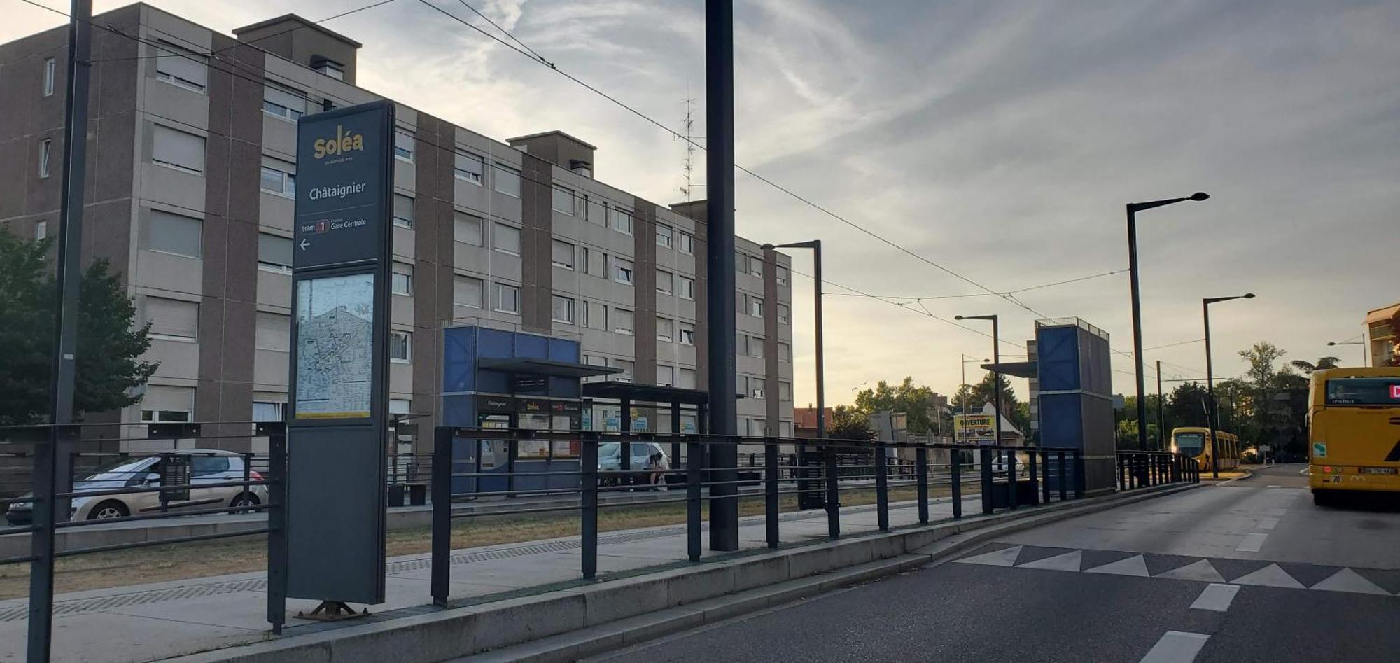 Studio Rdc Calme Avec Parking Ferme Pres Autoroute Et Tram C 牟罗兹 外观 照片